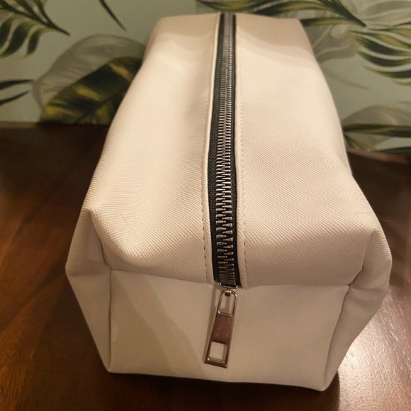 Rae Dunn Zippered Makeup Bag - Large “My Face” - Picture 2 of 5